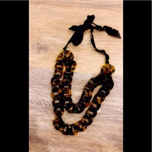J crew tortoise shell necklace